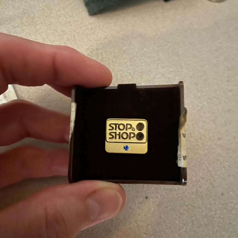 STOP AND SHOP EMPLOYEE SERVICE AWARD PIN